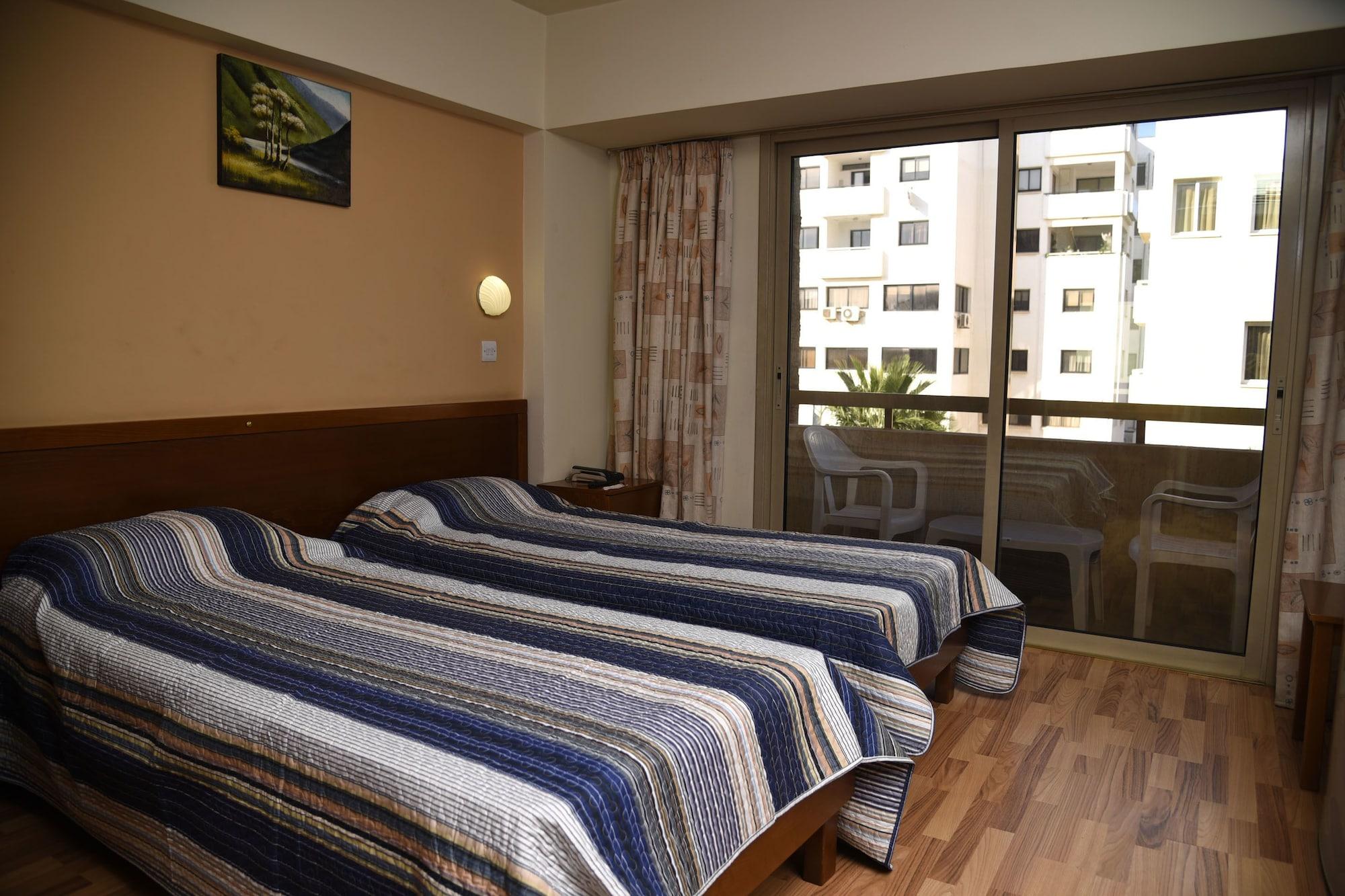Elysso Hotel Larnaca Ngoại thất bức ảnh
