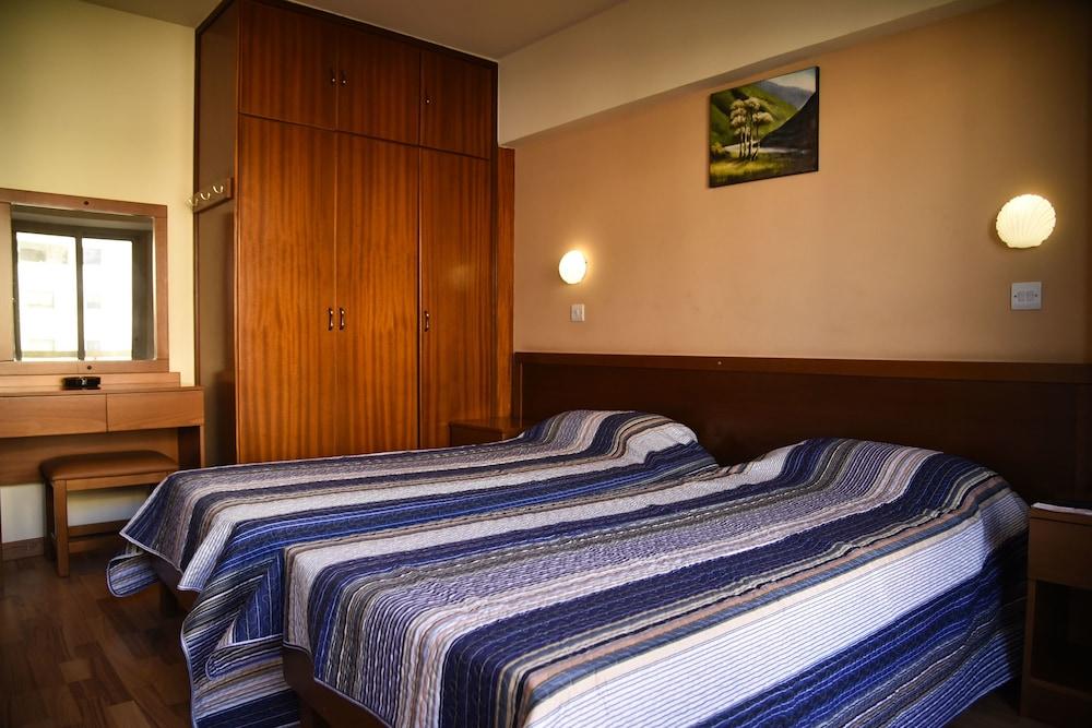 Elysso Hotel Larnaca Ngoại thất bức ảnh